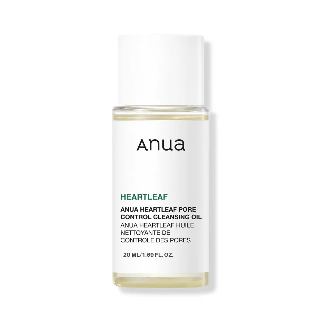 Envase pequeño del aceite limpiador Anua Heartleaf de 20ml sobre fondo blanco, ideal para viaje o prueba, con diseño simple y elegante.